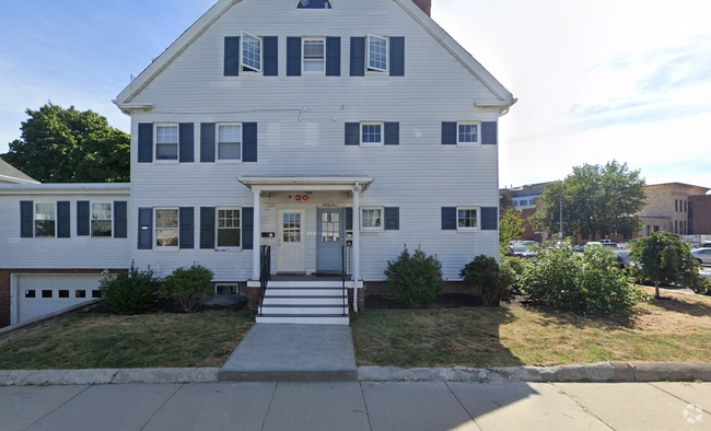 Building Photo - 34 Bentley St Unit 1 Rental