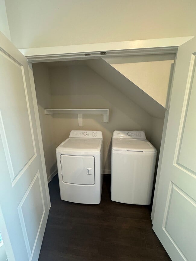 Photo - 445 Elevon Pkwy Unit 819