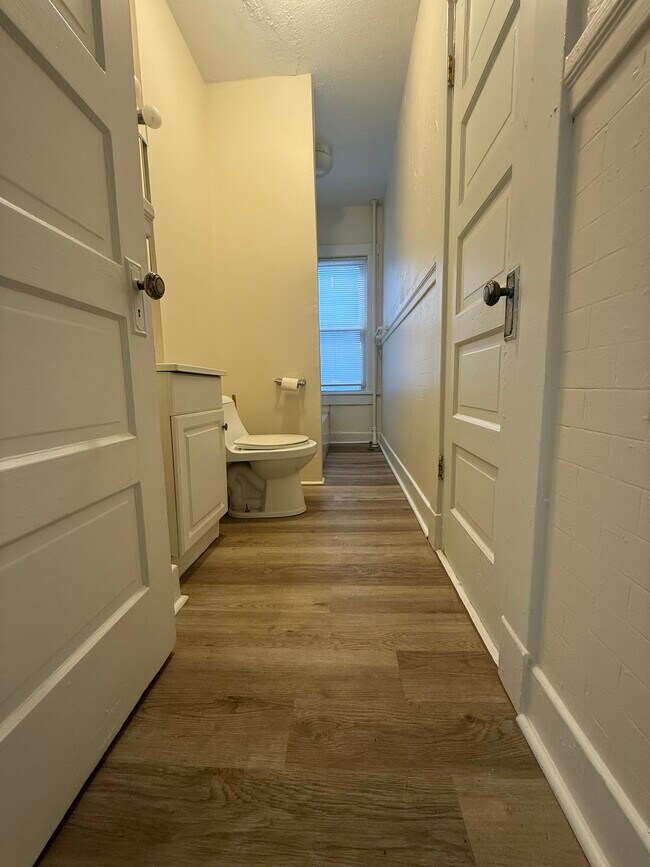 27 Forest St Unit 1