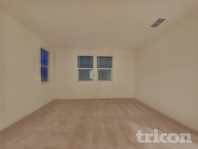 Photo - 2050 Delta Vw Ave