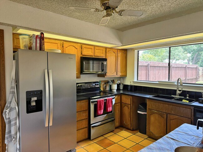 Photo - 2 Bed 2 Bath HOA Property