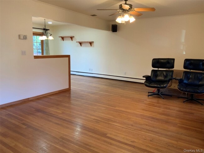 Photo - 20 Gildare Dr