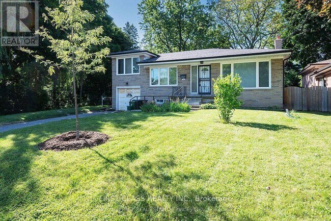 Photo - 113 Holcolm Rd