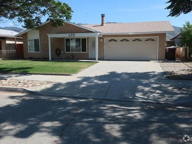 Building Photo - Home in move in condition and just waiting...