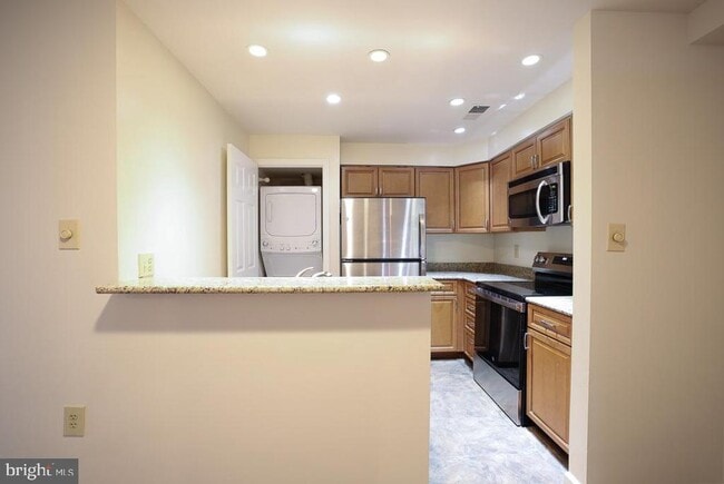 Photo - 1413 Oronoco St Unit 1413