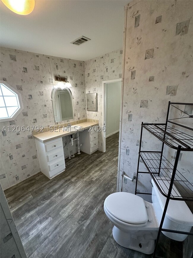 Photo - 11832 Leeward Pl