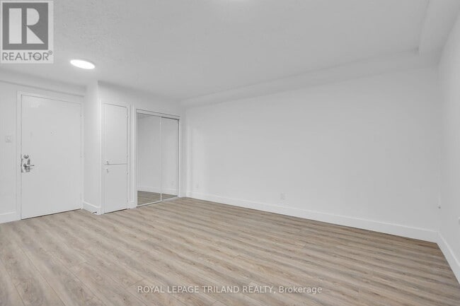 Photo - 20 Craig St Unité C