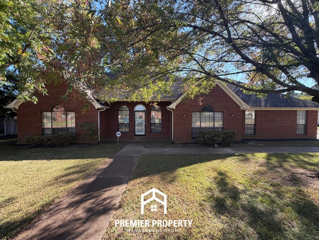 Building Photo - 6351 Oak Walk Ln