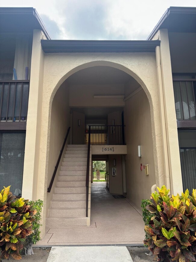 Photo - 614 Sea Pine Way Condo Unit D1