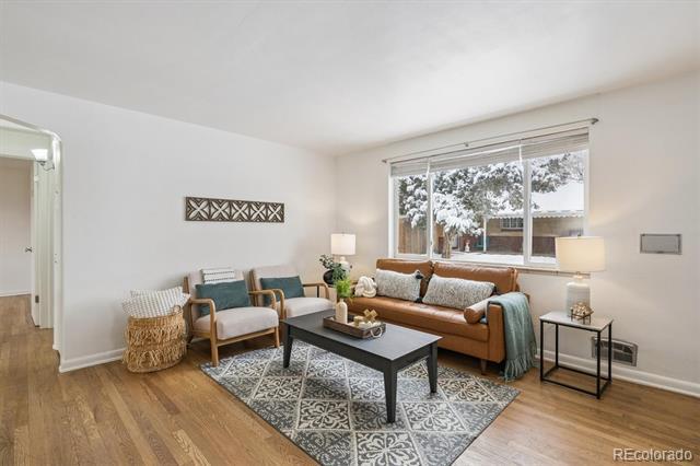 Photo - 3551 Olive St