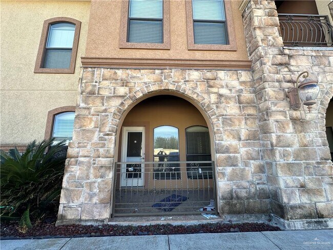 Photo - 13 Mimosa St Unit 3