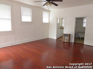 Photo - 634 W Mistletoe Ave Unidad 2