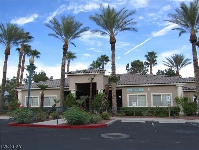 Photo - 2053 Quarry Ridge St Unit 201