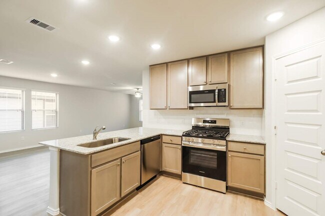 Photo - 24825 Scilla Wy