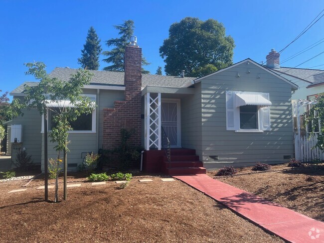 Building Photo - Adorable 2 bedroom 1 Bathroom Located in N... Rental