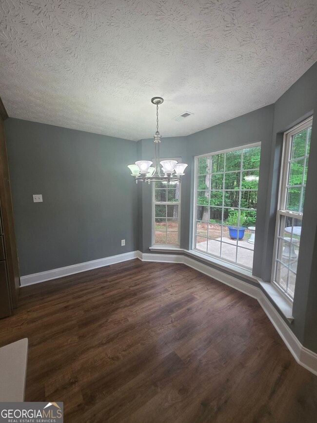 Photo - 135 Kingsbrooke Cir