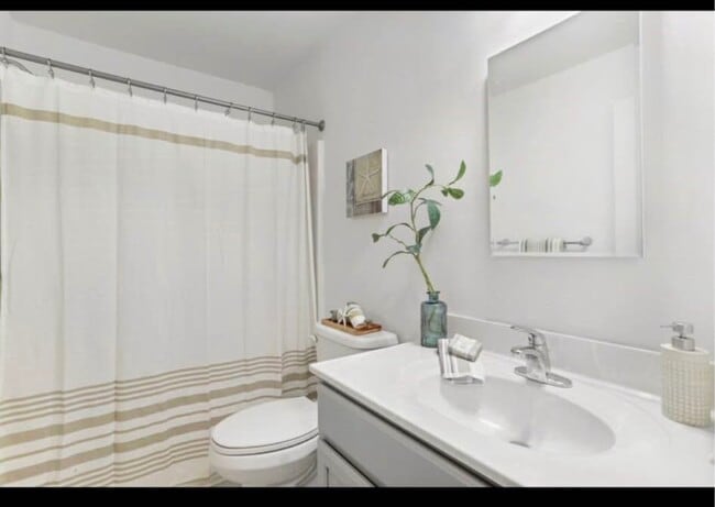 Photo - 601 Washington St