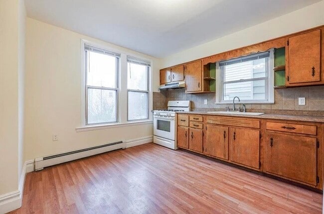 Photo - 19 Hawthorne Ave