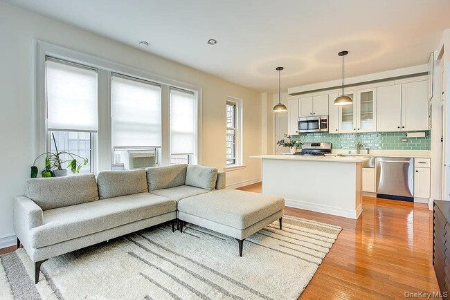 Photo - 6 Burns St Unit 43