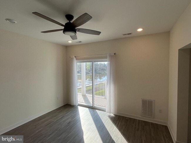 Photo - 33707 Skiff Aly Unit 309