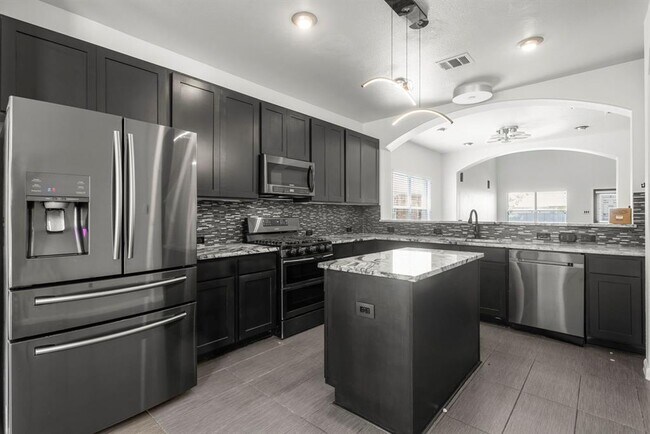 Photo - 4405 Bandice Ln