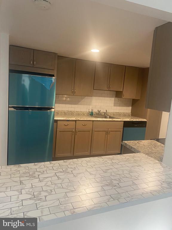 Photo - 5 Farragut Ct