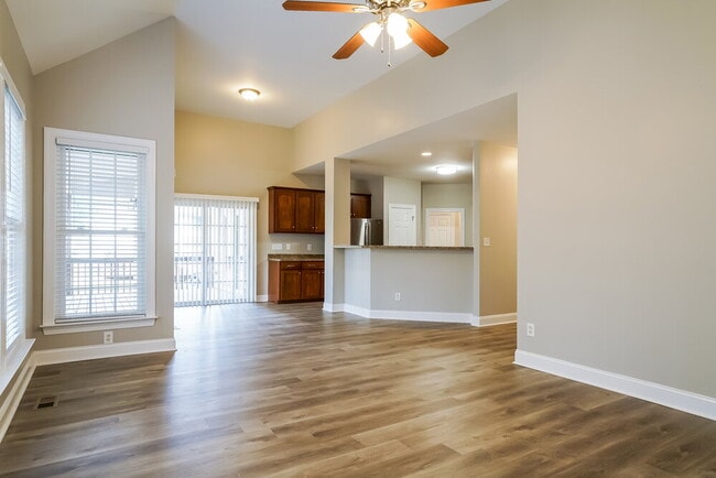 Photo - 8537 Battery Crest Ln