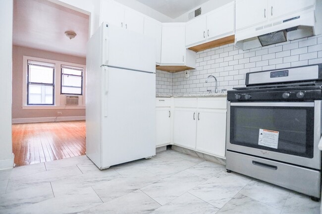 Photo - 2625 N Spaulding Ave Unit 3