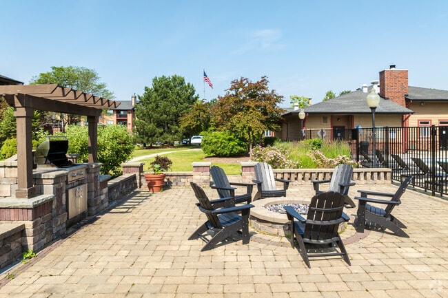Grill & Fire Pit