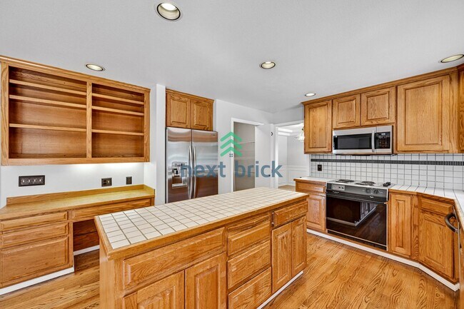 Photo - Beautiful 4 Bed 2.5 Bath single family hou...