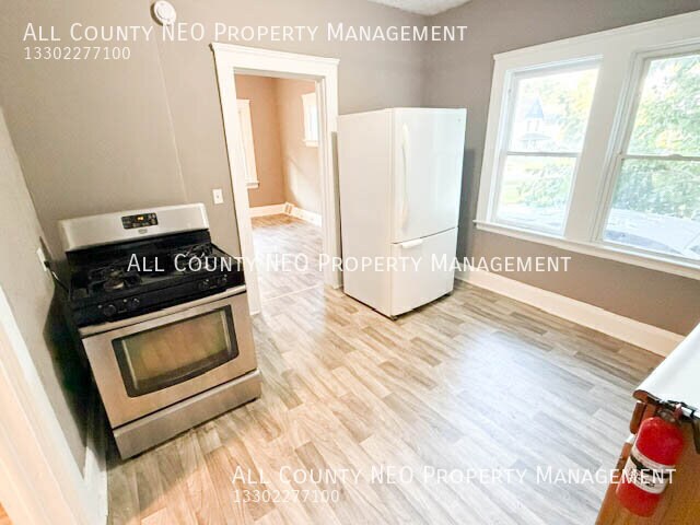 9801 Raymond Ave Unidad Down Unit