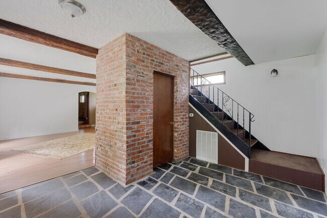 Photo - FOUR BEDROOM CHARMER WITH ADU IN CASTLE ROCK