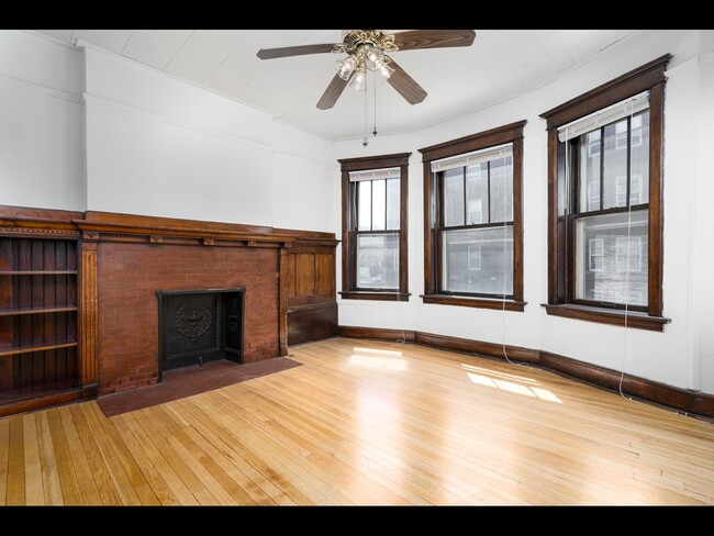 Living Area - Summerfield Apartments