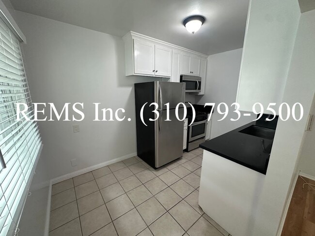 Photo - 907 Manhattan Ave Unit 01