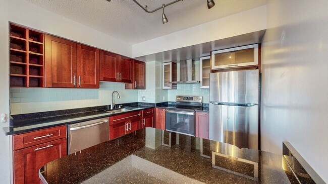 Photo - 250 Hammond Pond Pkwy Unit 1203N