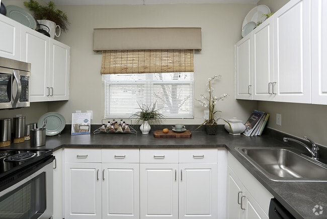 Interior Photo - Sofi Danvers Rental