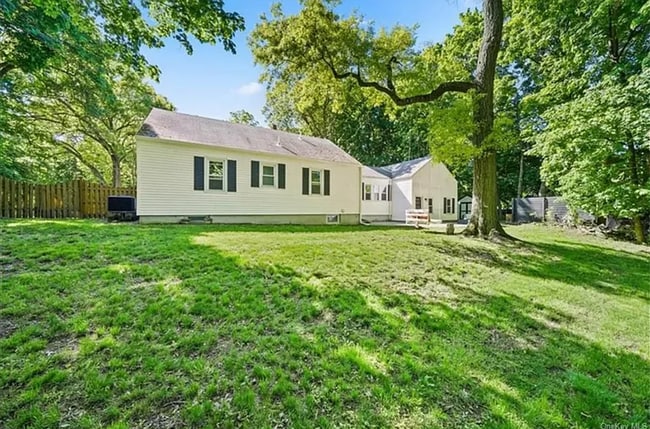 Building Photo - For Rent in Beacon, NY – Spacious 3BR/2BA ... Rental