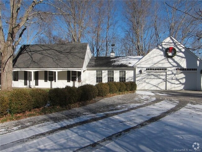 Building Photo - 9 Ingham Hill Rd Rental