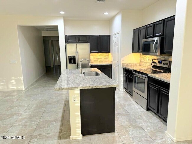 Photo - 1026 N 169th Ave