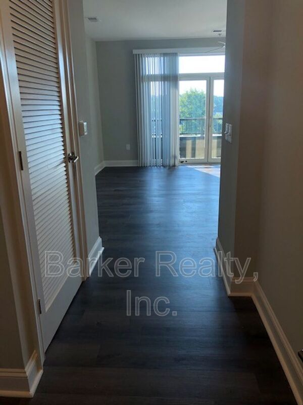 Photo - 414 S White St Unit 303