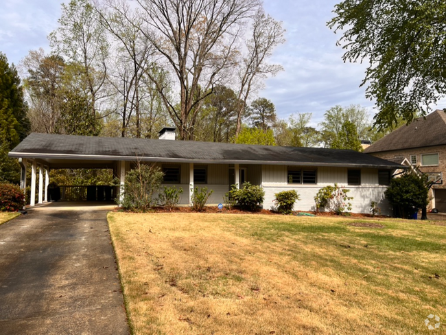 Building Photo - 2733 Redding Rd NE Rental