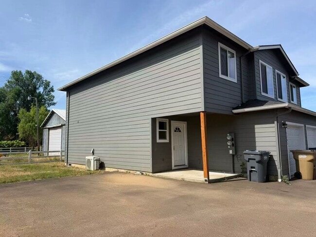 Photo - 1282 44th Ave