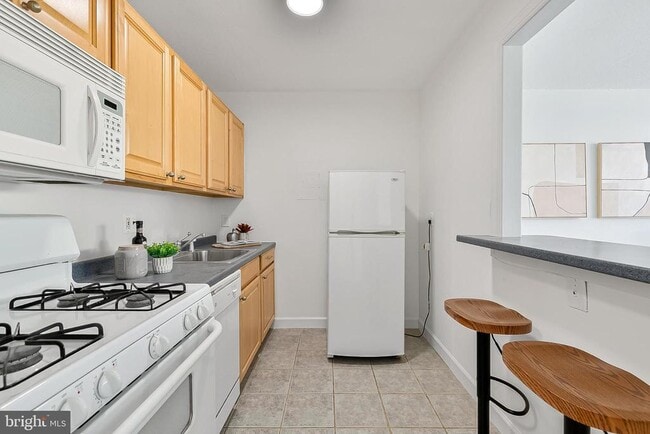 Photo - 1301 20th St NW Unidad 901