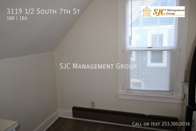 Photo - 3119 1/2 South 7th St -