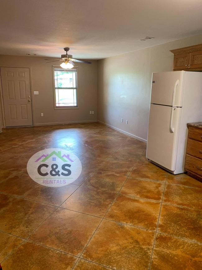 Photo - 2161 Smothers Rd