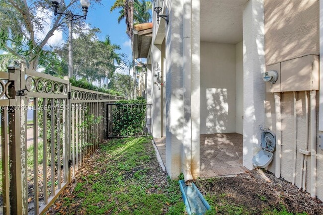 Photo - 12430 NW 32nd St