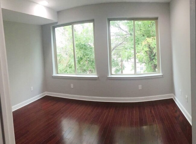 Photo - 1621 Fontain St Unit 2