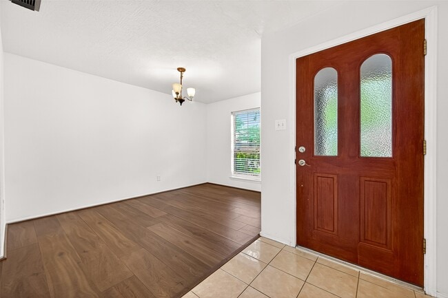 Photo - 8839 Aspen Meadow Dr