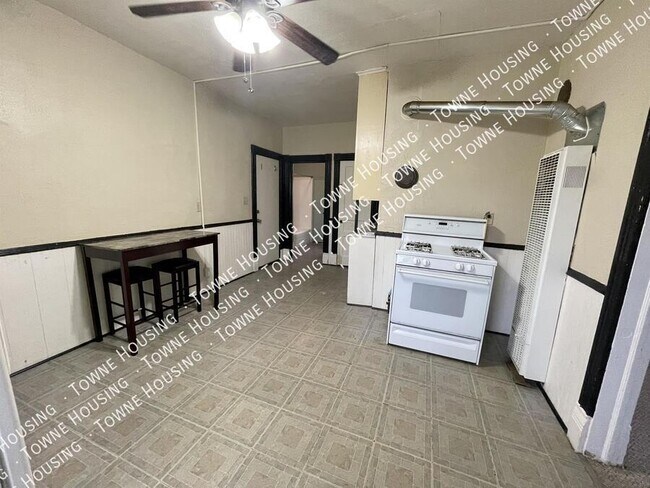 Photo - 95 Burlington Ave Unit 2