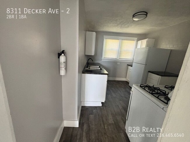 Photo - 8311 Decker Ave Unit 2